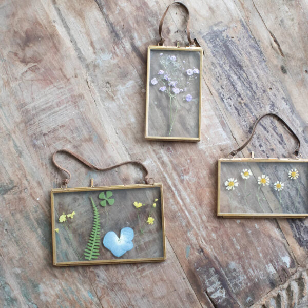 Hanging Picture Frame | Vertical